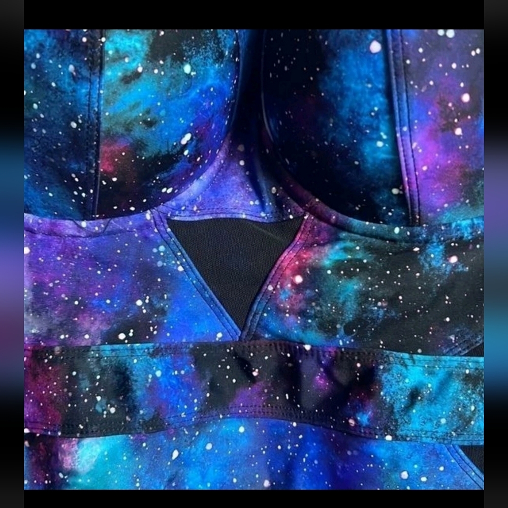New Torrid 1x 2x 3x Galaxy Print Swimsuit One Piece Plus Size - Picture 5 of 9